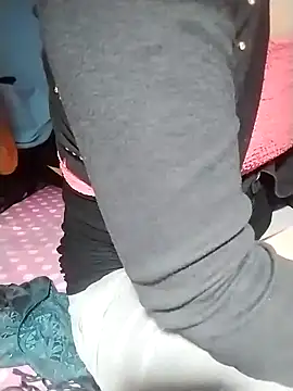 loveyou246 online show from January 2025 12:04:01 AM