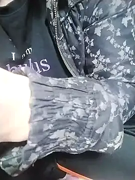 loveyou246 online show from February 2025 02:51:02 AM