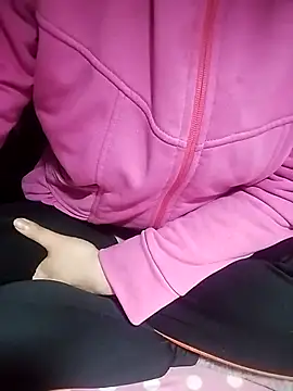 loveyou246 online show from February 2025 01:40:02 PM