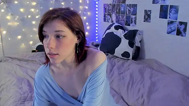 Snapshot of YunaPeace chatting on December 2024 11:34:01 AM YunaPeace online show from December 2024 11:34:01 AM