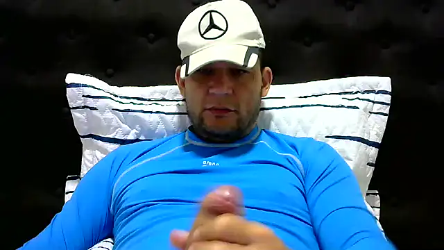 altenori112 online show from January 2025 03:15:02 PM