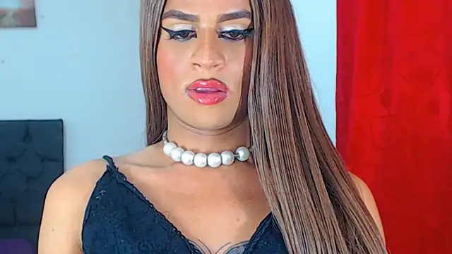 Snapshot of Valenntyna chatting on December 2024 02:42:01 AM Valenntyna online show from December 2024 02:42:01 AM