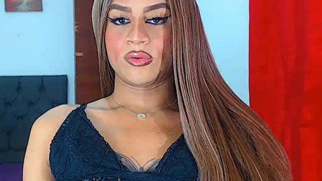 Snapshot of Valenntyna chatting on December 2024 01:45:01 AM Valenntyna online show from December 2024 01:45:01 AM