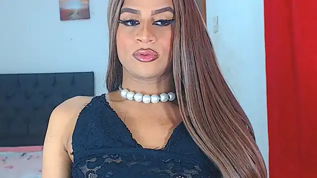 Snapshot of Valenntyna chatting on January 2025 03:37:01 AM Valenntyna online show from January 2025 03:37:01 AM