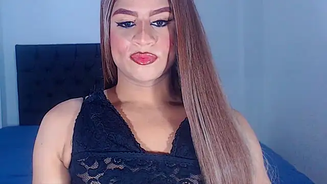 Snapshot of Valenntyna chatting on November 2025 06:18:01 PM Valenntyna online show from November 2025 06:18:01 PM