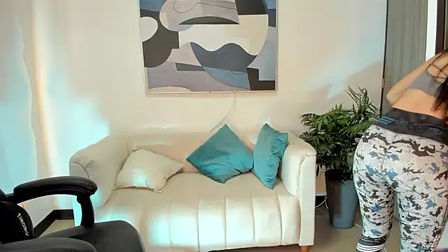 SaraParker  online show from February 2025 02:32:02 PM