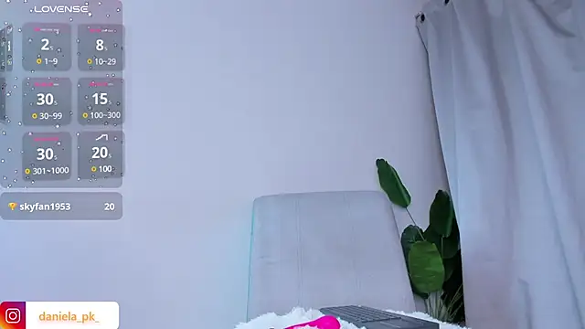 Snapshot of roxy_pk_ chatting on March 2025 06:12:02 PM roxy pk online show from March 2025 06:12:02 PM