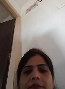 Manjushri35 online show from September 2025 04:38:02 AM