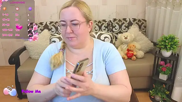 Ginesia online show from February 2025 02:00:01 PM