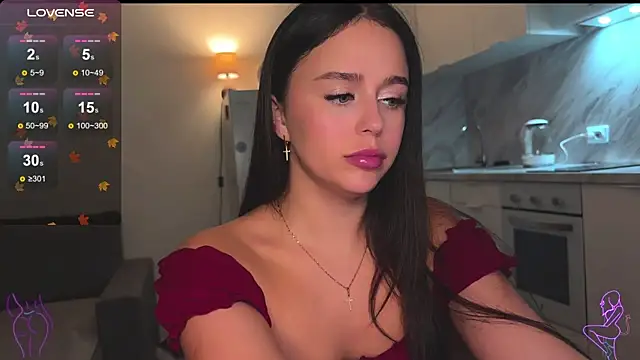Snapshot of Megan_Nilson chatting on December 2024 08:18:01 PM Megan Nilson online show from December 2024 08:18:01 PM