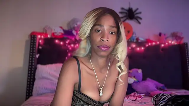 Cum2Charm online show from November 2025 07:33:02 AM