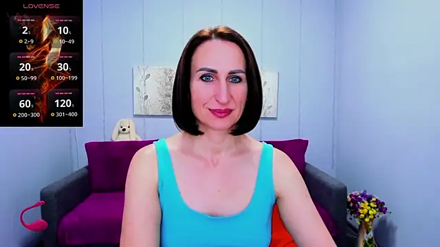 Snapshot of Nia_Smithh chatting on December 2024 01:28:01 PM Nia Smithh online show from December 2024 01:28:01 PM