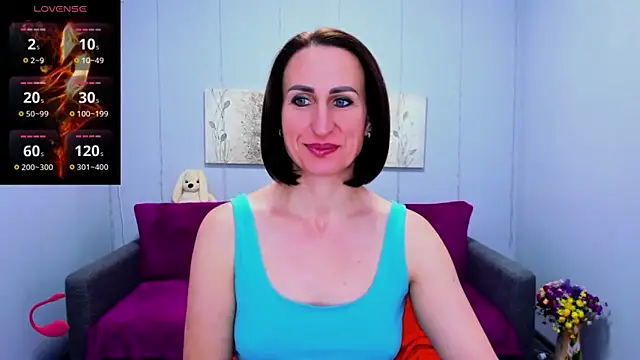 Snapshot of Nia_Smithh chatting on December 2024 01:27:02 PM Nia Smithh online show from December 2024 01:27:02 PM