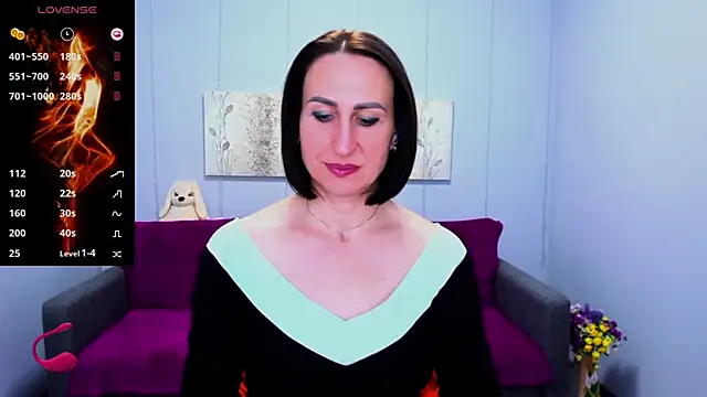 Snapshot of Nia_Smithh chatting on January 2025 02:00:02 PM Nia Smithh online show from January 2025 02:00:02 PM