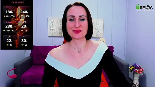 Snapshot of Nia_Smithh chatting on March 2025 01:07:01 PM Nia Smithh online show from March 2025 01:07:01 PM