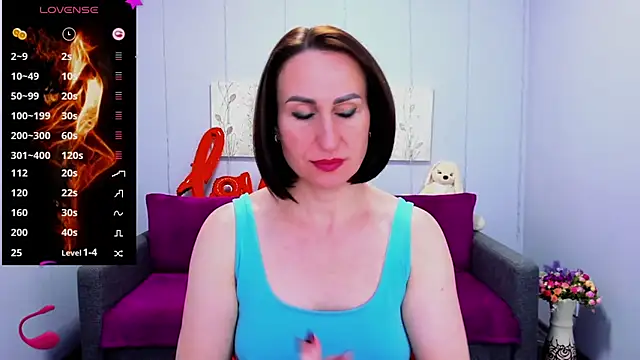 Snapshot of Nia_Smithh chatting on March 2025 04:31:02 PM Nia Smithh online show from March 2025 04:31:02 PM