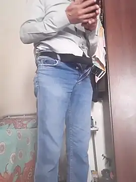 Snapshot of akramali40yo chatting on December 2025 06:01:02 AM akramali40yo online show from December 2025 06:01:02 AM