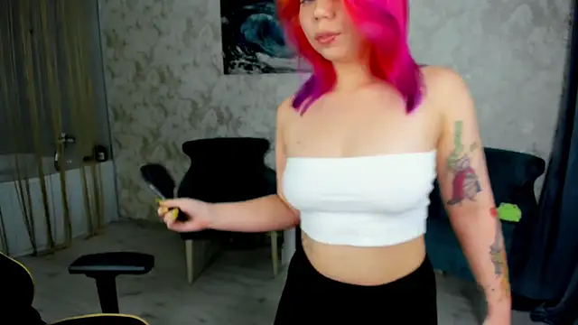 Snapshot of EnergyBunny_1 chatting on April 2026 08:57:02 PM EnergyBunny 1 online show from April 2026 08:57:02 PM