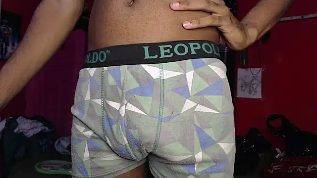 Snapshot of longdickservice chatting on January 2025 09:33:01 AM longdickservice online show from January 2025 09:33:01 AM