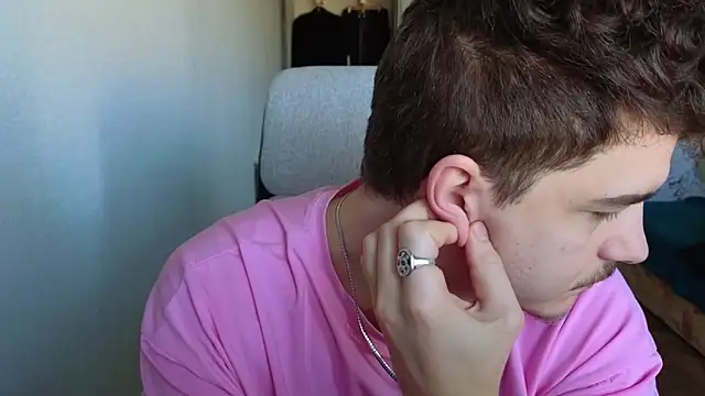 Remy Miles online show from March 2026 05:25:01 AM