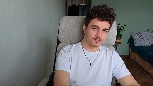 Remy Miles online show from March 2026 06:47:01 AM