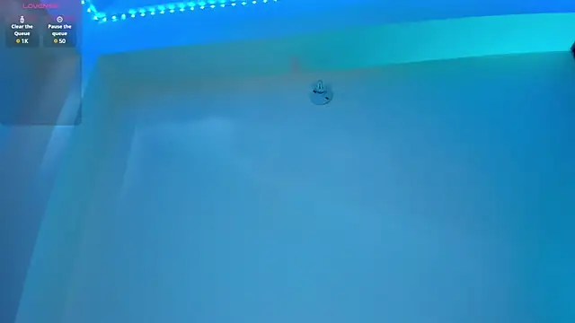 Snapshot of divinesalome chatting on December 2024 03:37:02 PM divinesalome online show from December 2024 03:37:02 PM