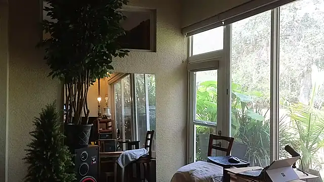 Snapshot of eliberator1777 chatting on February 2025 04:30:02 PM eliberator1777 online show from February 2025 04:30:02 PM