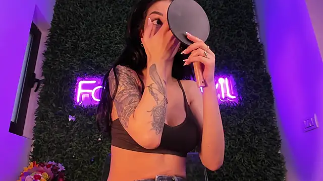 realhotfallingdevil online show from March 2026 05:44:01 AM