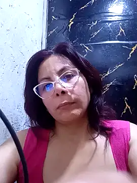 Anypink online show from February 2025 10:14:01 PM