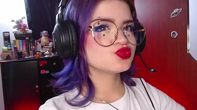 Snapshot of Raventh_ chatting on November 2025 12:07:01 PM Raventh online show from November 2025 12:07:01 PM