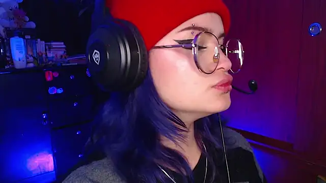 Snapshot of Raventh_ chatting on November 2025 12:17:01 PM Raventh online show from November 2025 12:17:01 PM