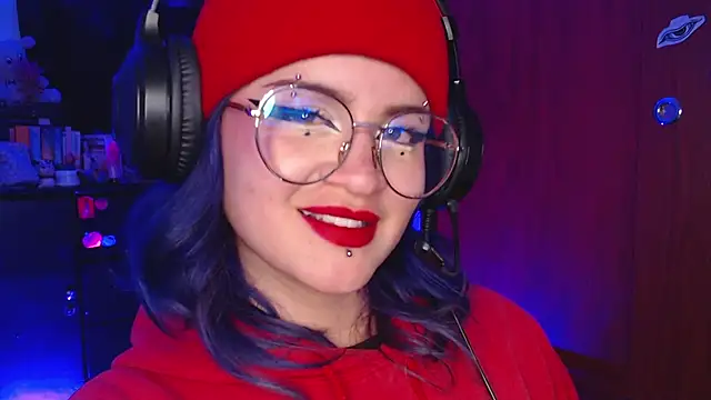 Snapshot of Raventh_ chatting on December 2025 01:47:02 AM Raventh online show from December 2025 01:47:02 AM