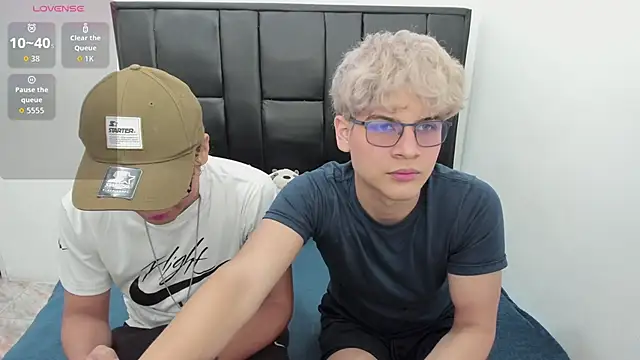 javieryalejandro online show from September 2025 07:47:01 PM