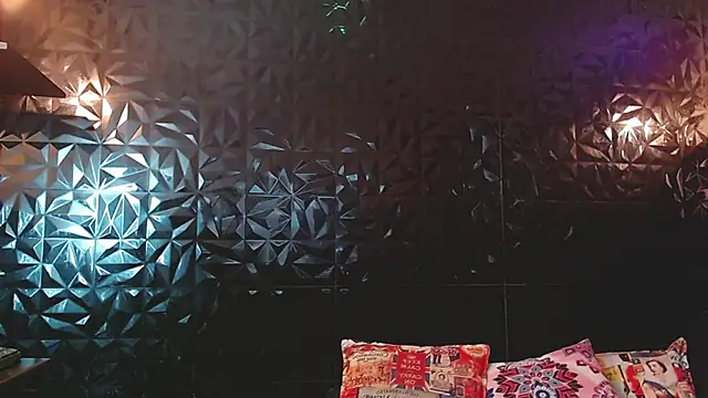 PINK  LOLA1 online show from April 2026 11:30:02 PM