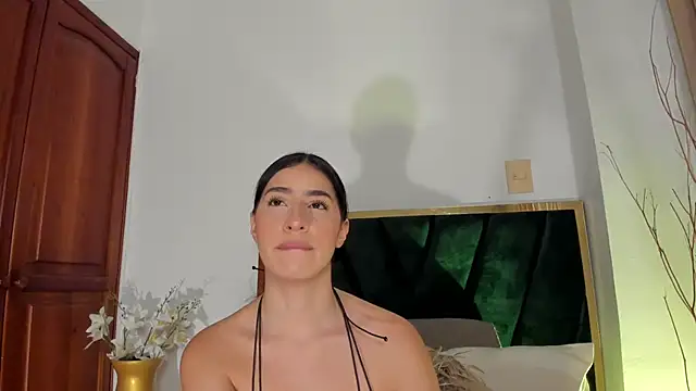 Snapshot of Christy_Sea chatting on October 2025 06:48:01 PM Christy Sea online show from October 2025 06:48:01 PM