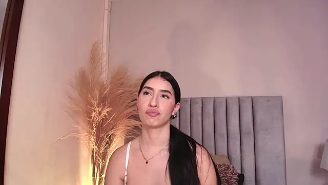 Snapshot of Christy_Sea chatting on November 2025 06:30:02 PM Christy Sea online show from November 2025 06:30:02 PM