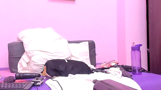 Snapshot of MATURE_WHOR33 chatting on February 2025 06:09:02 PM MATURE WHOR33 online show from February 2025 06:09:02 PM