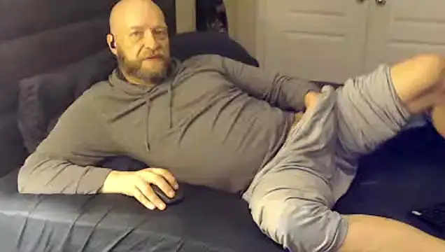 Snapshot of daveletsplay chatting on February 2026 04:47:02 PM daveletsplay online show from February 2026 04:47:02 PM