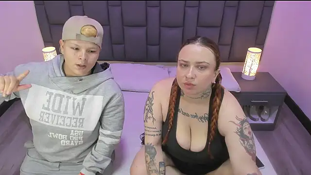 MiaYMolly online show from March 2025 03:13:02 AM