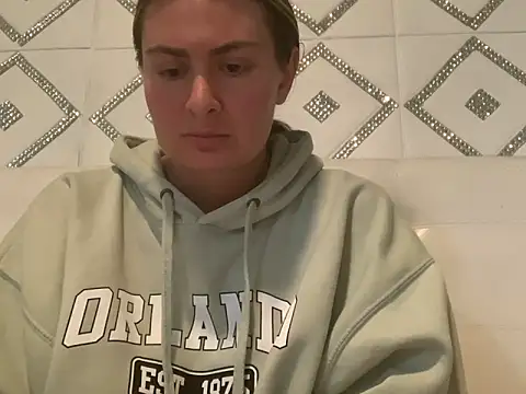 Snapshot of Alyssa_rhoades chatting on January 2025 07:24:02 AM Alyssa rhoades online show from January 2025 07:24:02 AM