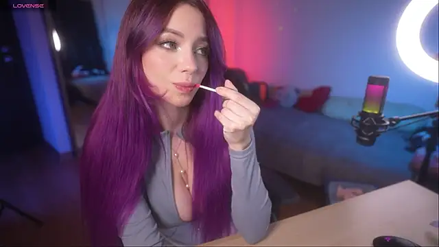 Snapshot of Emberella_ chatting on March 2025 04:46:02 PM Emberella online show from March 2025 04:46:02 PM