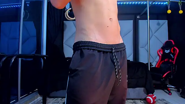 Aydenmiller96 online show from November 2025 02:40:02 PM