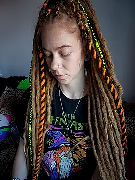 Snapshot of LucidLucy chatting on October 2025 01:37:01 PM LucidLucy online show from October 2025 01:37:01 PM