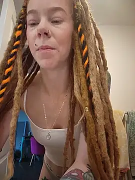 Snapshot of LucidLucy chatting on November 2025 12:59:02 PM LucidLucy online show from November 2025 12:59:02 PM