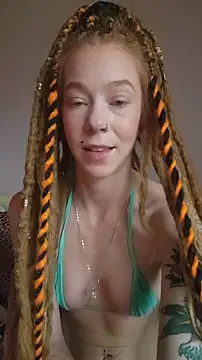 Snapshot of LucidLucy chatting on November 2025 01:00:01 PM LucidLucy online show from November 2025 01:00:01 PM