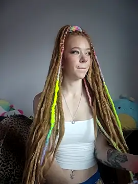 Snapshot of LucidLucy chatting on November 2025 01:24:02 PM LucidLucy online show from November 2025 01:24:02 PM