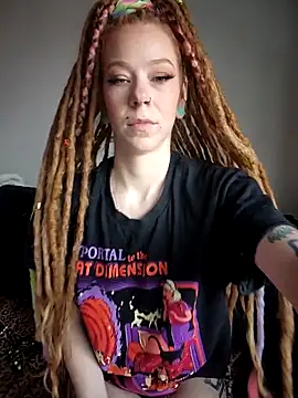 LucidLucy online show from March 2026 12:54:01 PM