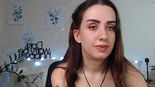 Snapshot of FranceskoJones chatting on January 2025 03:31:01 AM FranceskoJones online show from January 2025 03:31:01 AM