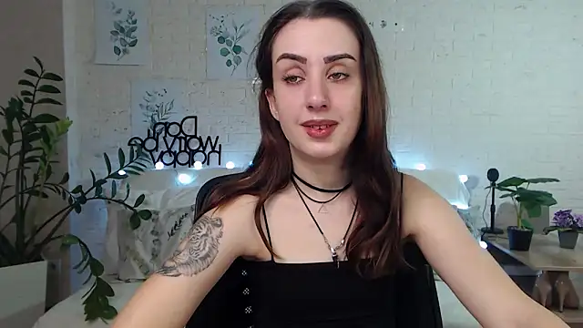 Snapshot of FranceskoJones chatting on January 2025 09:13:01 PM FranceskoJones online show from January 2025 09:13:01 PM