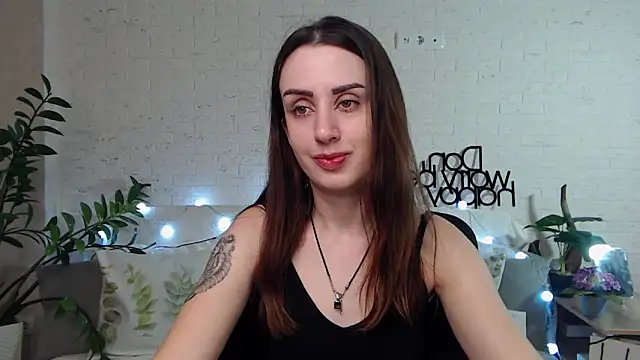 Snapshot of FranceskoJones chatting on February 2025 03:34:02 AM FranceskoJones online show from February 2025 03:34:02 AM